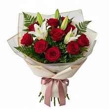 Букет цветов из:  Лилии и Розы в Новошахтинском