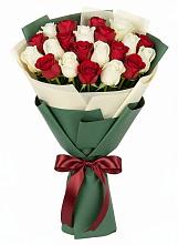 Букет Микс из красных и белых роз #REPLACE_PRED# Новошахтинском