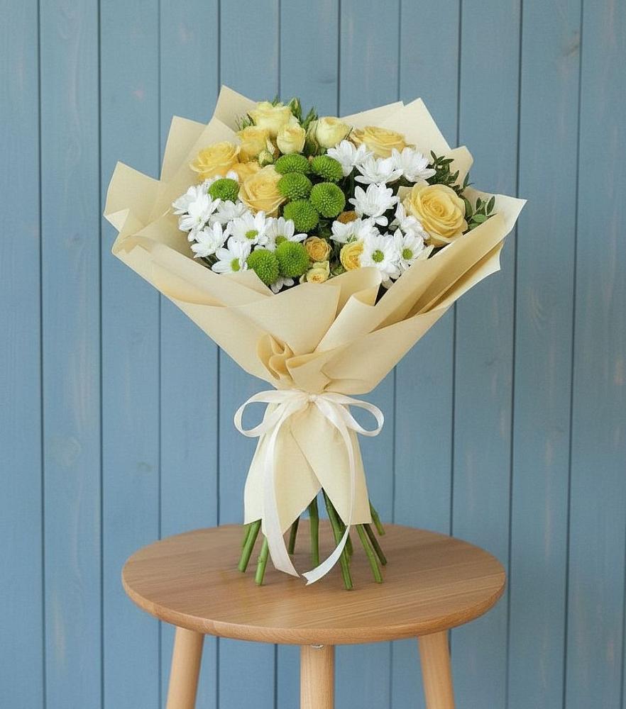 Букет цветов из: Хризантемы и Розы в Новошахтинском