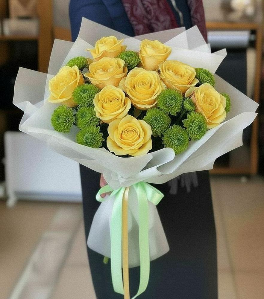 Букет цветов из: Хризантемы и Розы в Новошахтинском