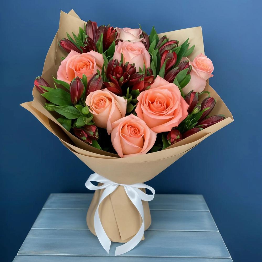 Букет цветов из: Розы и Альстромерии в Новошахтинском