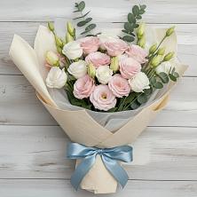 Букет цветов из:  Лизиантусы в Новошахтинском