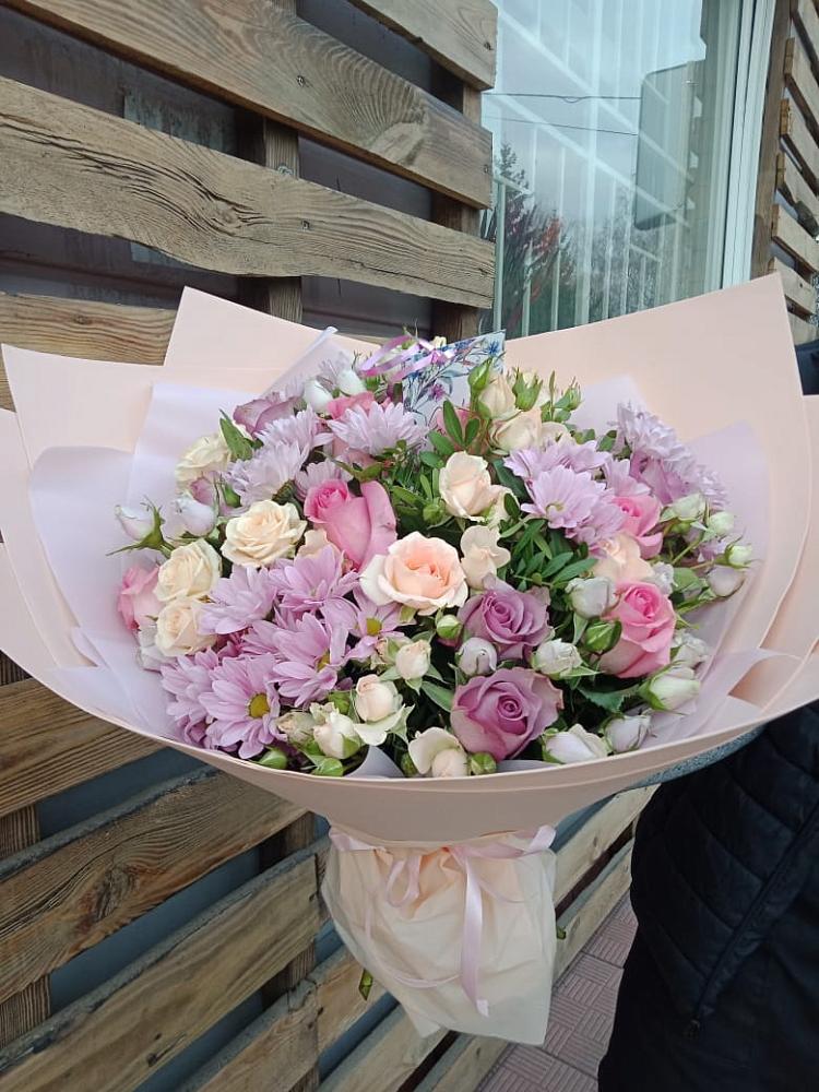 Букет цветов из: Розы и Хризантемы в Новошахтинском