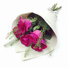 Букет цветов из:  Розы в Новошахтинском