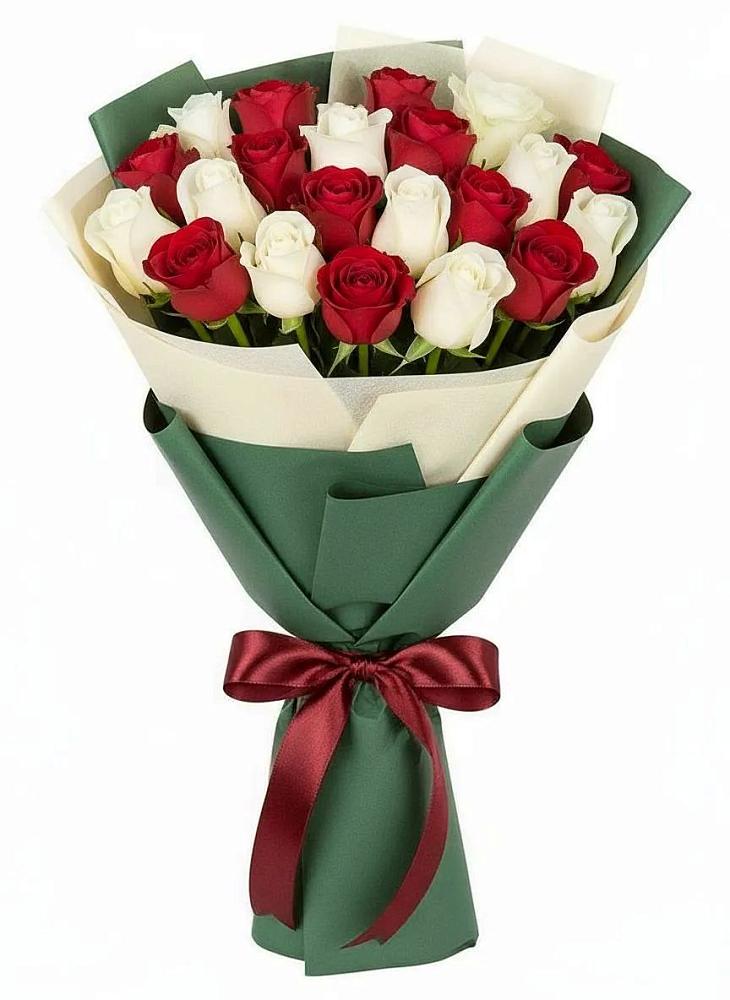 Букет Микс из красных и белых роз в Новошахтинском