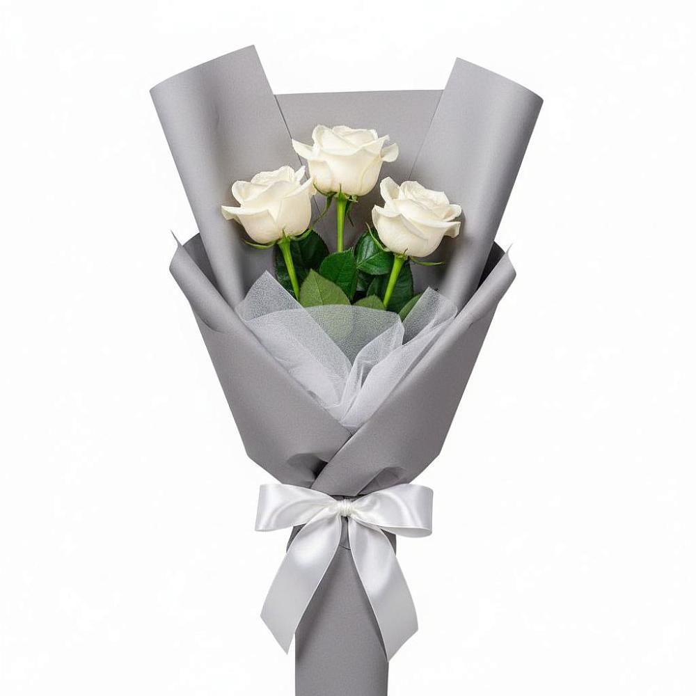 Букет 3 белые розы в Новошахтинском