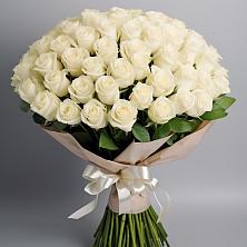 Букет 101 беля роза Белоснежка в Новошахтинском