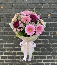 Букет цветов из:  Герберы и Хризантемы в Новошахтинском