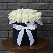 Цветочная композиция из Розы в шляпной коробке #REPLACE_PRED# Новошахтинском